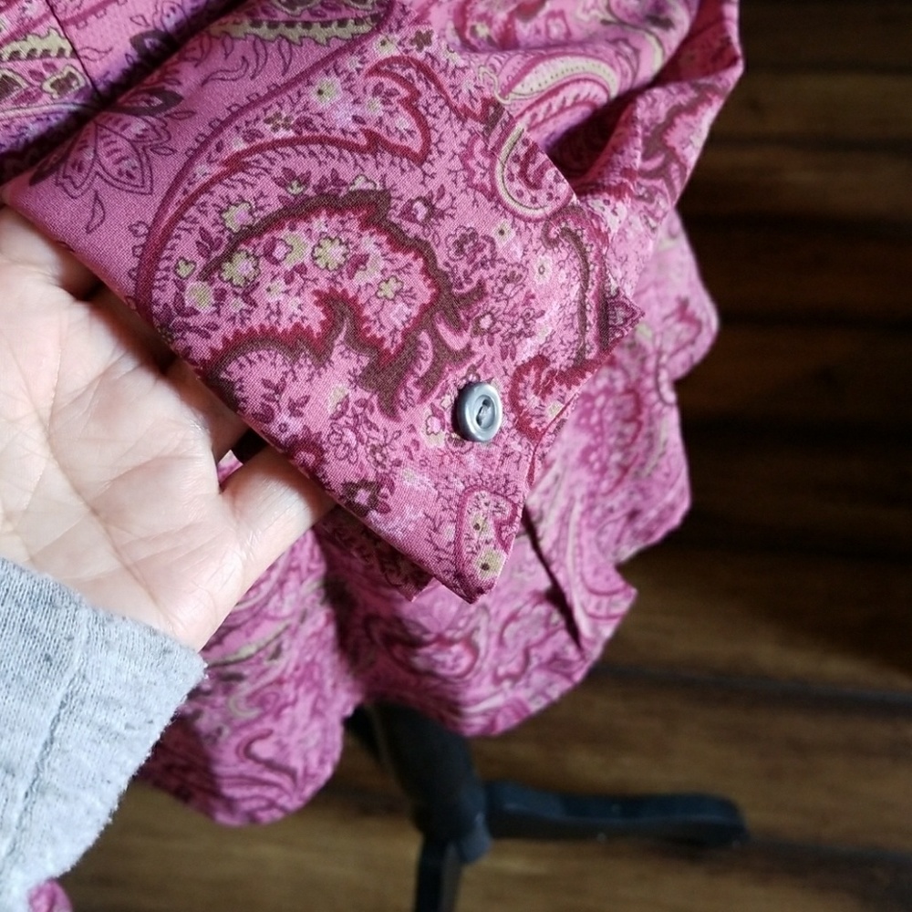 Pink Paisley blouse - Picture 3 of 4